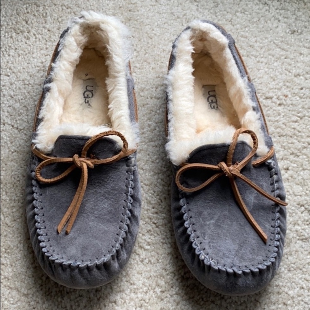 Size 7 Gray & Brown UGG Moccasins